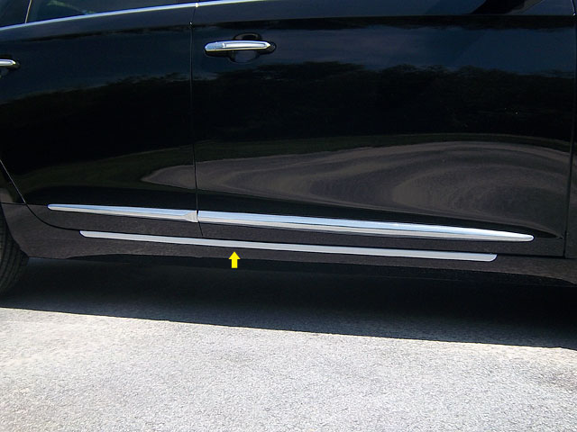 Cadillac XTS Chrome Lower Door Accent Trim